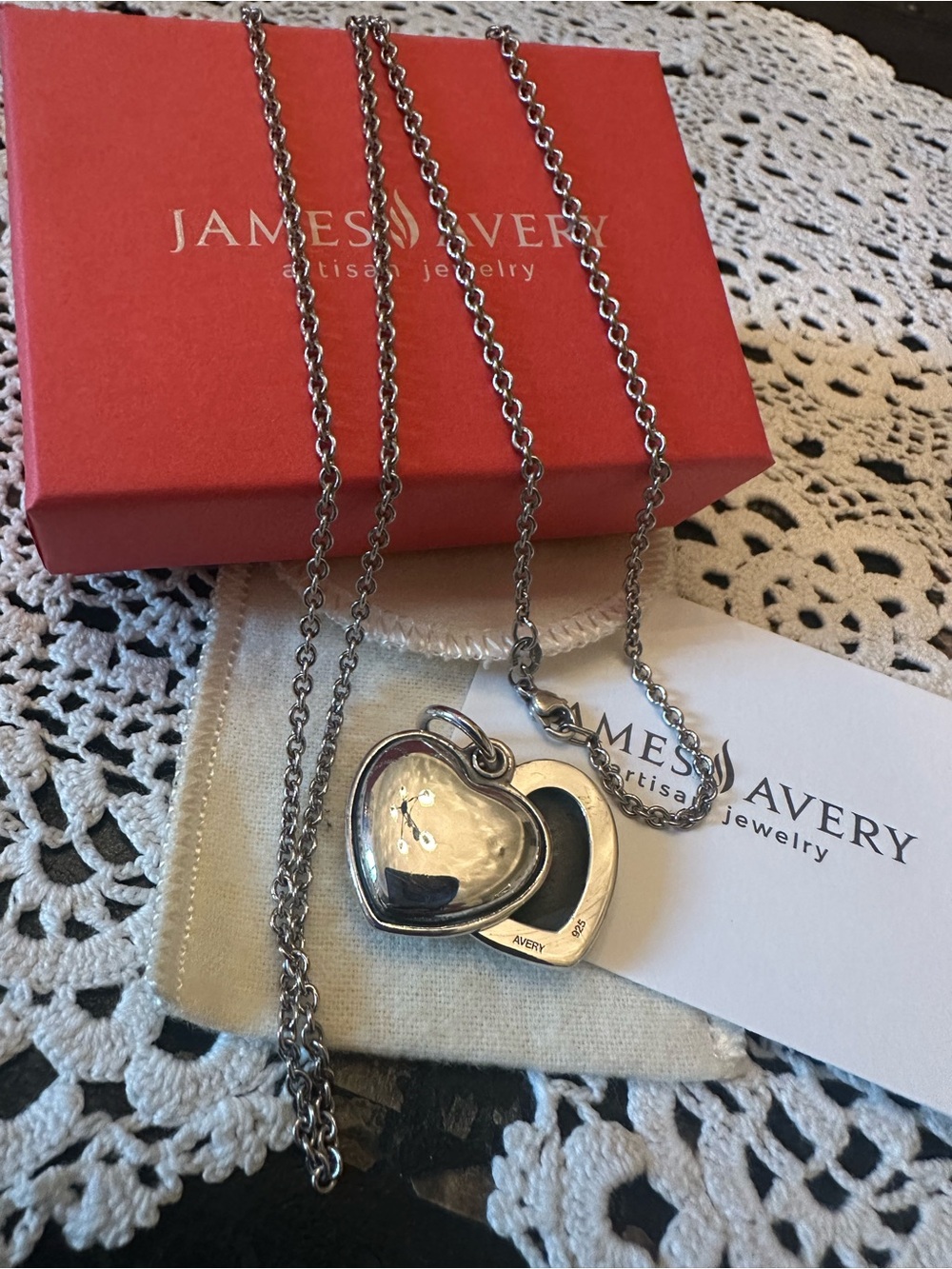 James Avery Sterling Silver Swivel Heart Pendant (Retiring)with 24” Cable Chain